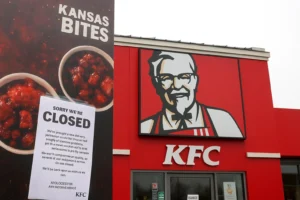 KFC-UK-Holidays-image-kfcmenuuk.info