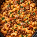 Slow Cooker Beef Macaroni 6-Ingredient