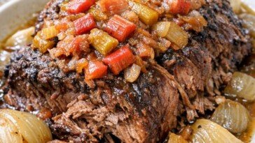 Slow Cooker Rhubarb Beef Roast