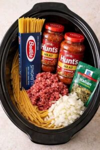 One Pot Slow Cooker Spaghetti with Ground Beef -Easy Crockpot Spaghetti