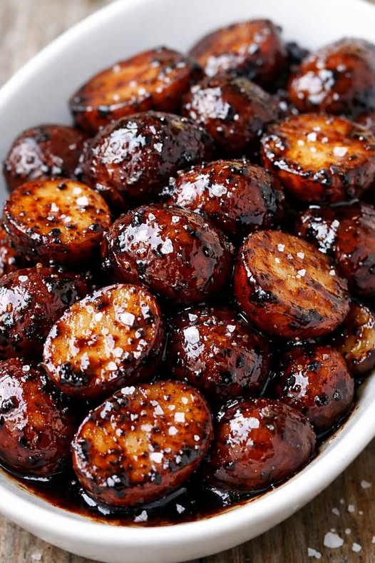Balsamic Glazed Baby Potatoes Slow Cooker 3-Ingredient