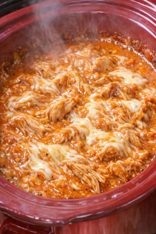 Creamy Enchilada Chicken Slow Cooker 4-Ingredient