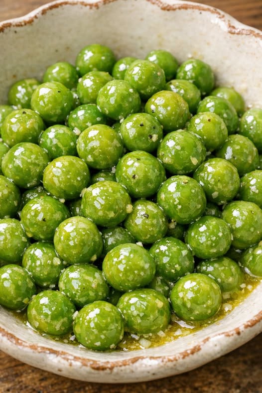 Easy Buttered Sweet Peas