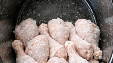 Fun Party Drumsticks 4-Ingredient Slow Cooker