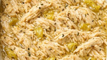 Mississippi Chicken Slow Cooker 4-Ingredient