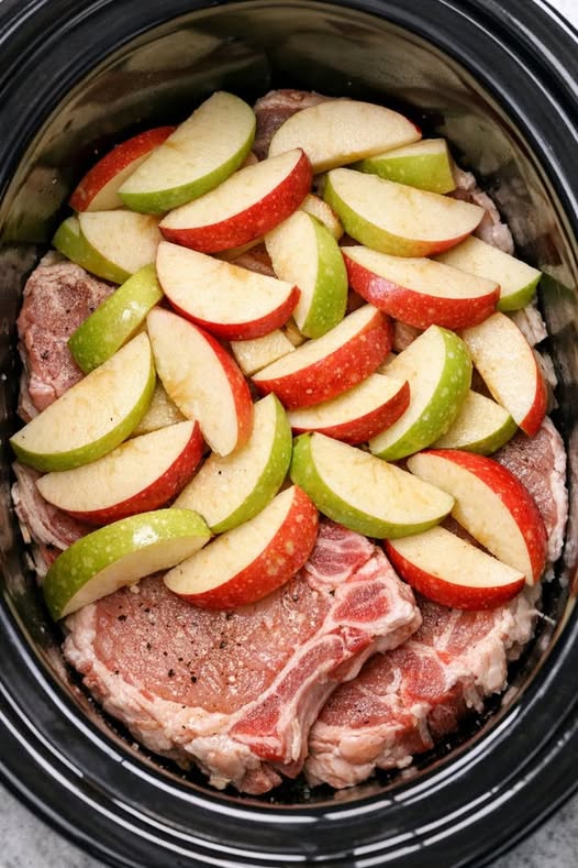 Pork Chops and Apples 4-Ingredient Slow Cooker