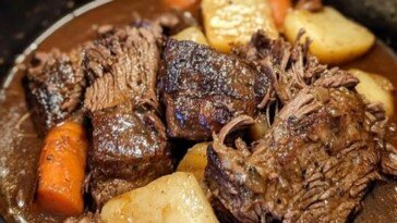 Slow Cooker 3-Packet Pot Roast