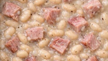 Simple Ham and Bean Soup That Grandma Loved