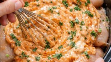 Slow Cooker Chicken with Yummy Spiced Sauce
