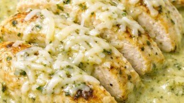 Slow Cooker Creamy Pesto Chicken