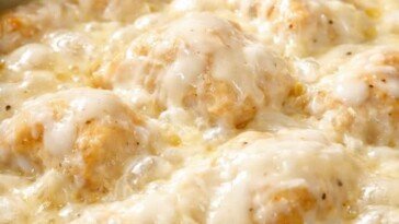 Slow Cooker Creamy Potatoes