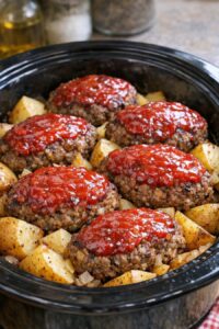 Amish Meatloaf Potatoes Slow Cooker 5-Ingredient