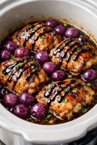 Hero Chicken with Purple Onions Slow Cooker