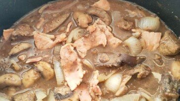 Slow Cooker Liver-Bacon