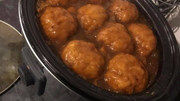 Slow cooker beef stew and dumplings